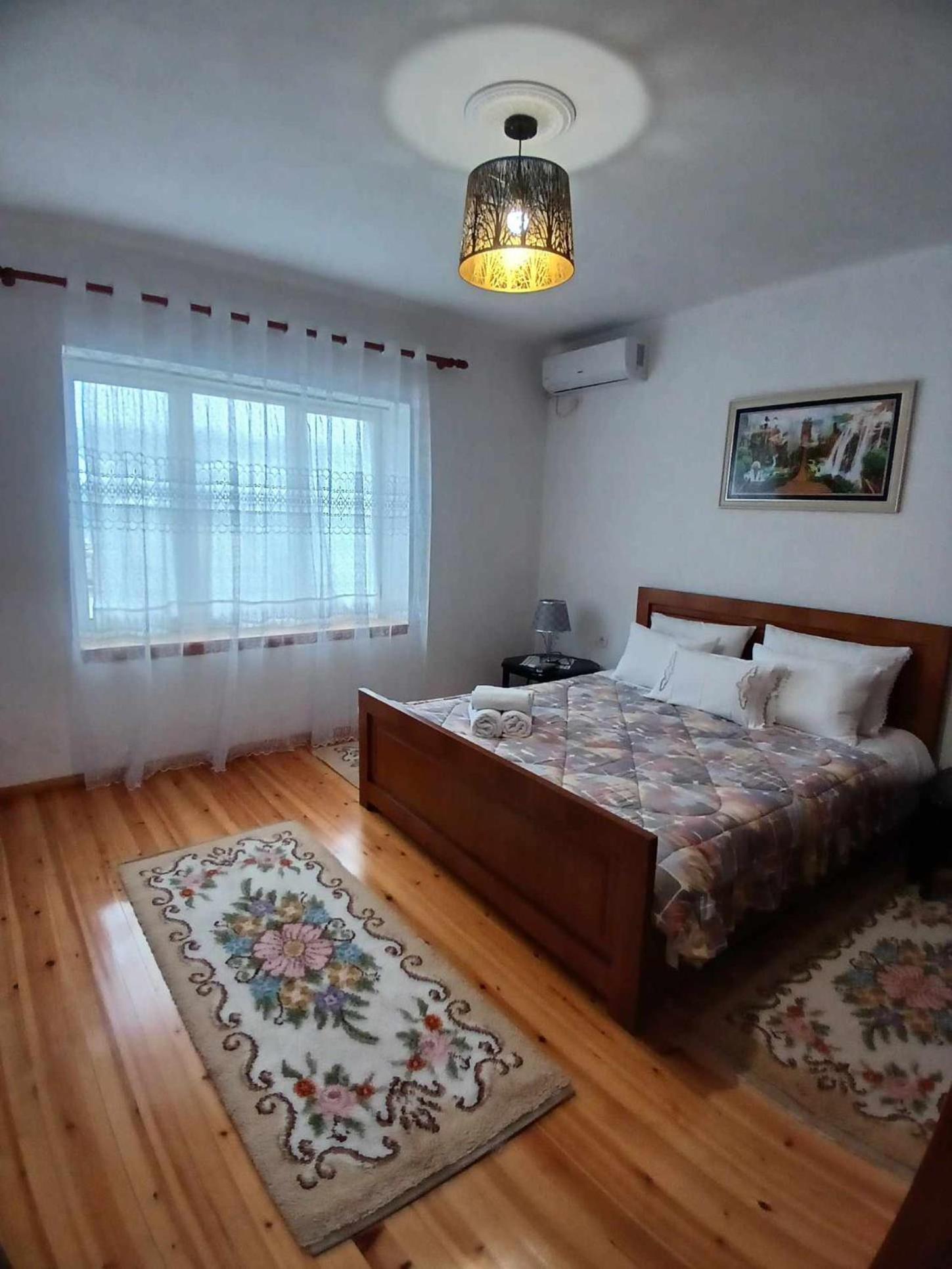 Eniguesthouse Gjirokastër Eksteriør bilde