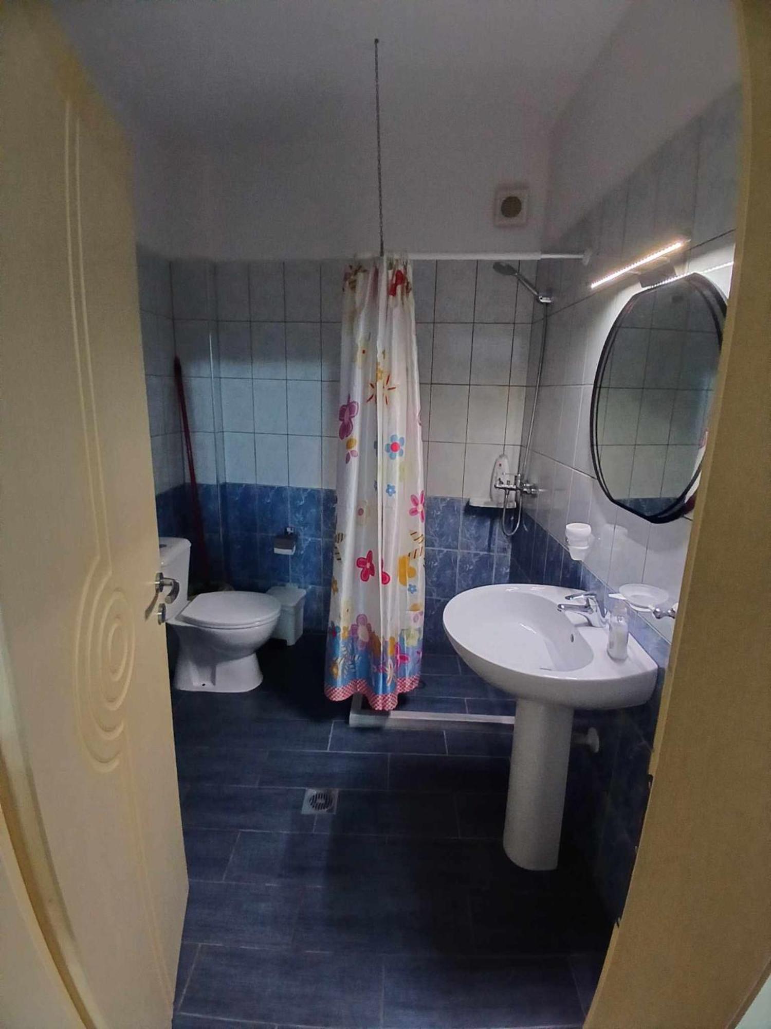 Eniguesthouse Gjirokastër Eksteriør bilde