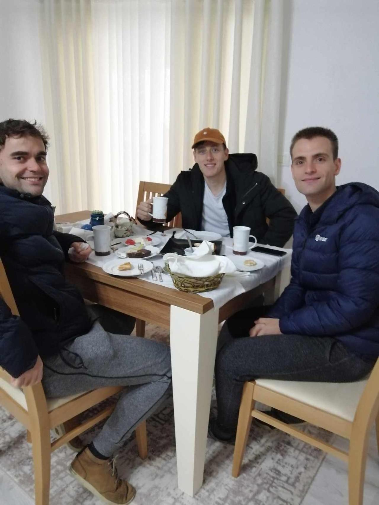 Eniguesthouse Gjirokastër Eksteriør bilde