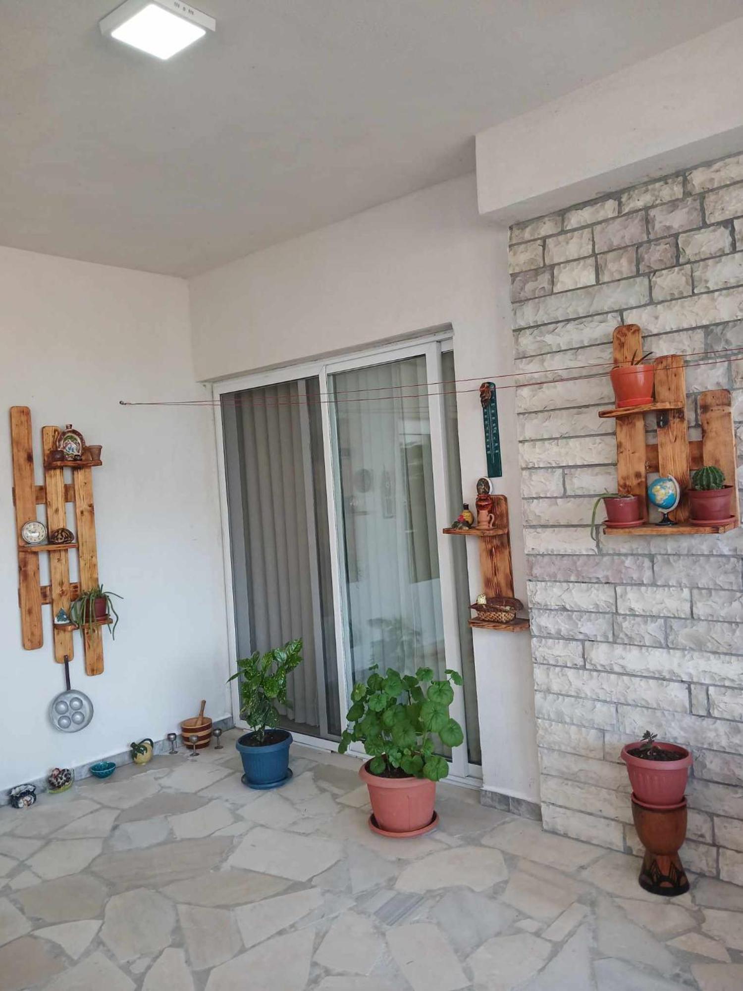 Eniguesthouse Gjirokastër Eksteriør bilde